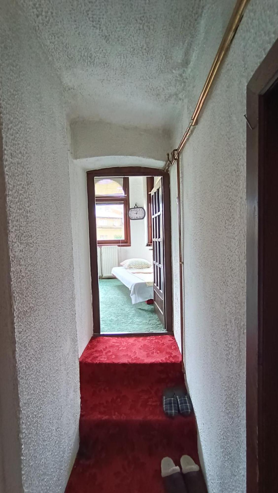 Maria'S Tower Apartment Sarajevo Ngoại thất bức ảnh
